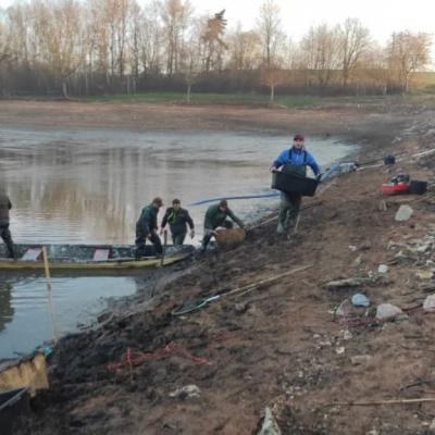 Výlov rybník Horní Boršovský 23.4.2022